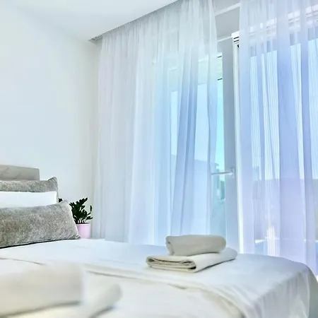 Villa Sunrise *